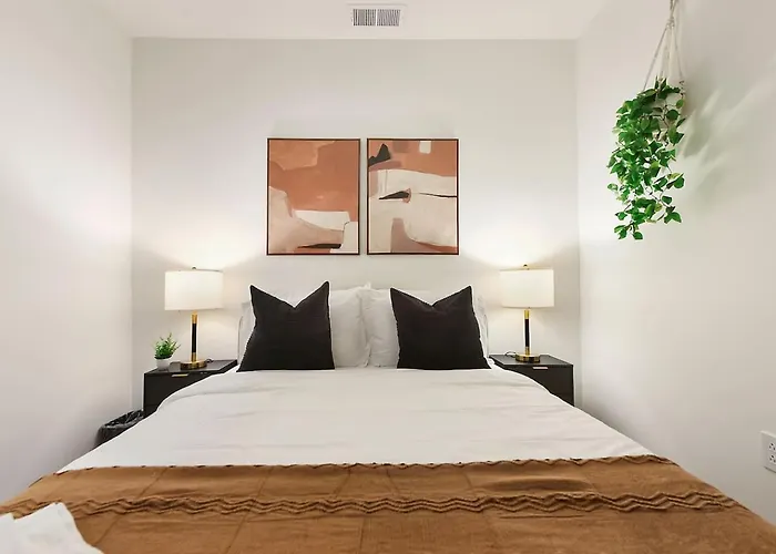 Apartment Gym+hulu+parking Near Universities|upmc|shopping