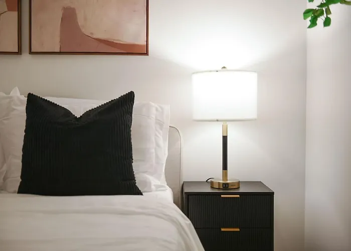 Apartment Gym+hulu+parking Near Universities|upmc|shopping *