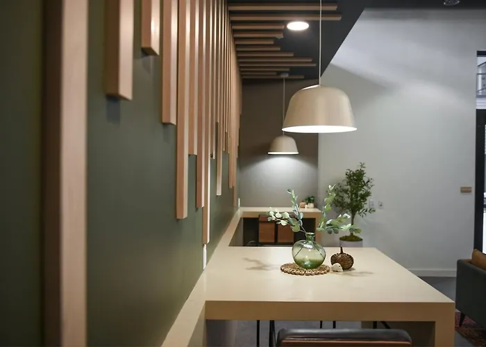 Apartment Gym+hulu+parking Near Universities|upmc|shopping