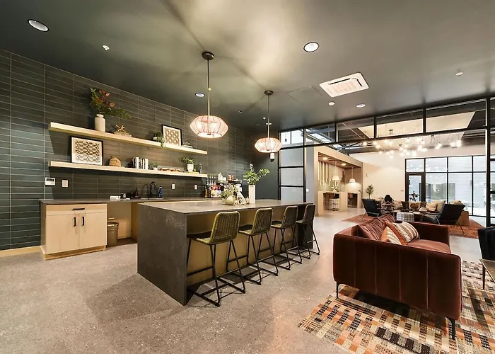 Apartment Gym+hulu+parking Near Universities|upmc|shopping *