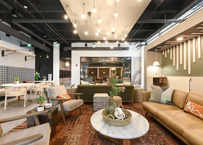 Gym+hulu+parking Near Universities|upmc|shopping * Pittsburgh