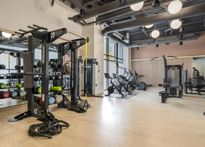 Gym+hulu+parking Near Universities|upmc|shopping * Pittsburgh