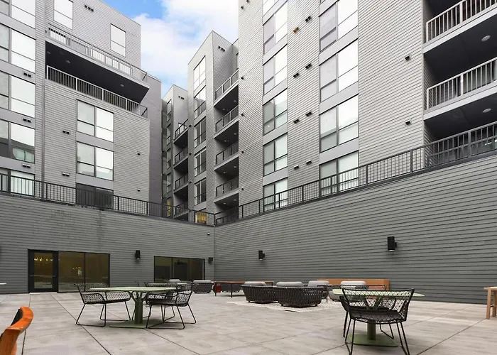 Apartment Gym+hulu+parking Near Universities|upmc|shopping